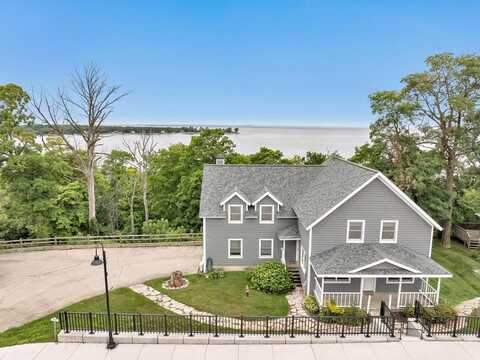 7897 Hwy 42, Egg Harbor, WI 54209