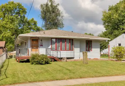 2614 E 38th Court, Des Moines, IA 50317