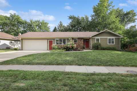 809 Park Lane, Pella, IA 50219