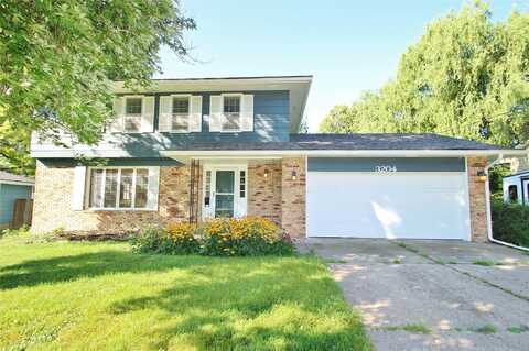 3204 Vine Street, West Des Moines, IA 50265