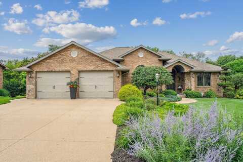 10869 Cedar Ridge, Peosta, IA 52068