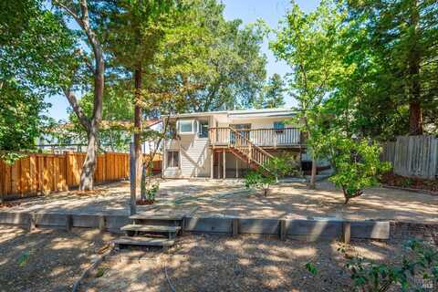 431 E Berna Avenue, Napa, CA 94559