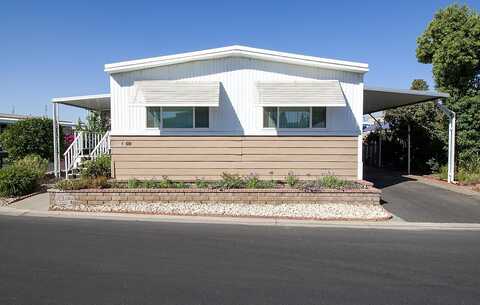 221 Herndon Avenue W, Fresno, CA 93650