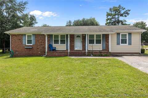 3320 Forest Lake Drive, Hope Mills, NC 28348