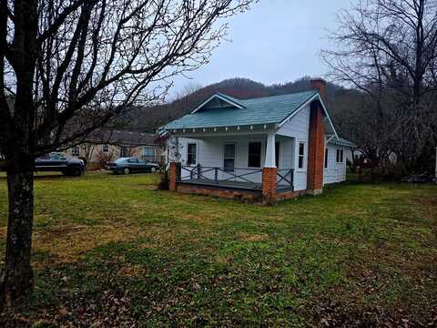 999 Chipper Curve Road, Sylva, NC 28779