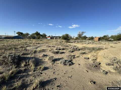 E 3rd, Shoshoni, WY 82649