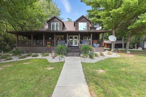 8198 W Harbour Drive, Kimmell, IN 46760