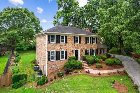 3013 HUNTSHIRE, Doraville, GA 30340