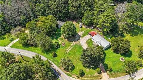 71 Kirk Road NW, White, GA 30184
