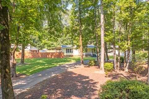 8065 NORRIS LAKE Road, Snellville, GA 30039