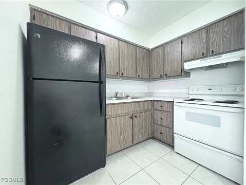 4265 Desoto Avenue unit: B, Fort Myers, FL 33905