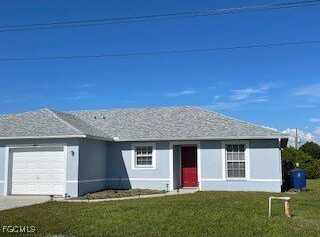 1801/1803 Gordon Avenue S, Lehigh Acres, FL 33973