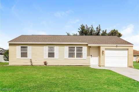 1050 S Salford Boulevard, North Port, FL 34287