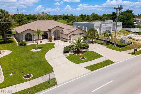 4222 Country Club Boulevard, Cape Coral, FL 33904