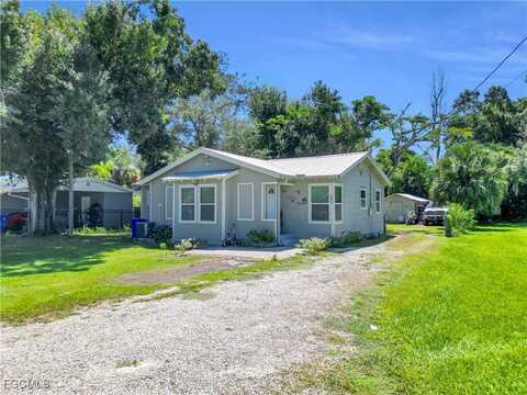 3808 Seminole Avenue, Fort Myers, FL 33916