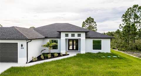 1019 Rush Avenue, Lehigh Acres, FL 33972