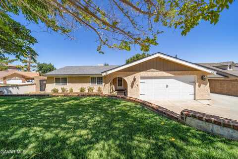 4741 Ave L14, Lancaster, CA 93536