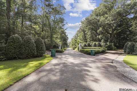 10107 Longleaf Ln, Saint Francisville, LA 70775