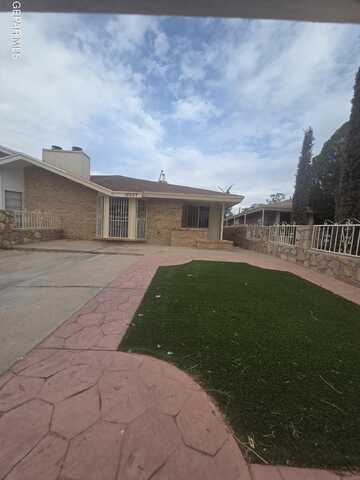 10207 Silver Strand Place, El Paso, TX 79924