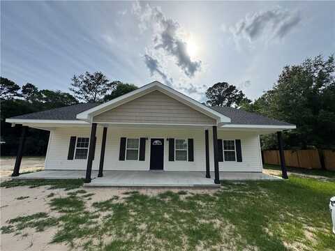 1029 N Church Street, Odum, GA 31555