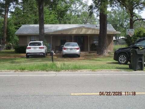 1502 Carswell Ave, Waycross, GA 31501