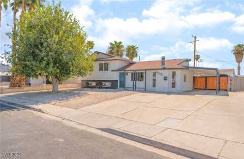 5201 Champions Avenue, Las Vegas, NV 89142