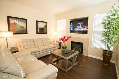 9975 Peace Way, Las Vegas, NV 89147