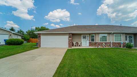 406 Pine Ridge Circle, Lowell, IN 46356