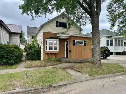 218 SOMO AVE E, Tomahawk, WI 54487