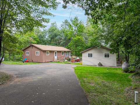 2584 HIGH POINT RD, Eagle River, WI 54521
