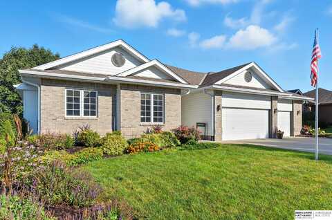 17158 Franklin Drive, Omaha, NE 68118