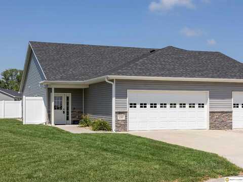 230 Montana Circle, Utica, NE 68434