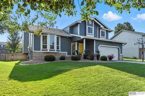 6721 N 108th Avenue, Omaha, NE 68164