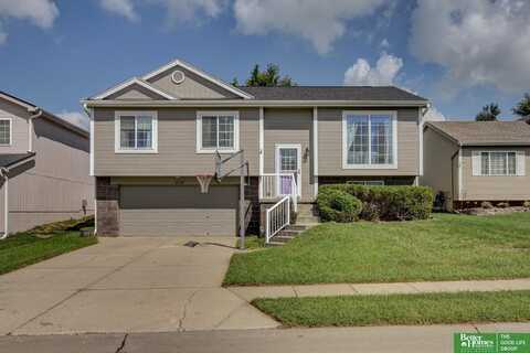 18704 W Street, Omaha, NE 68135