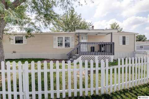 3951 South 151 Plaza, Omaha, NE 68144