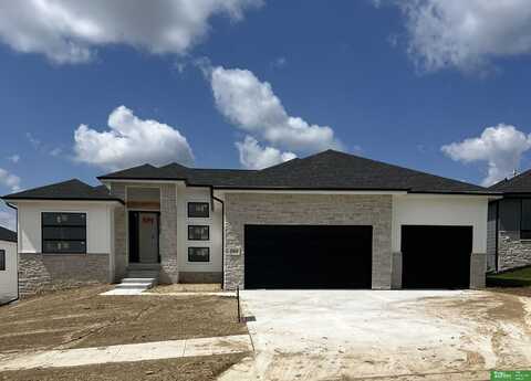 5614 N 198th Street, Elkhorn, NE 68022