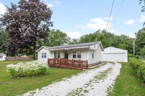 306 E Indiana Street, New Buffalo, MI 49117