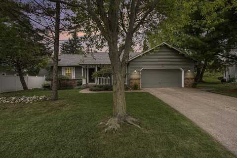 4549 Forest Lake Court SE, Grand Rapids, MI 49546