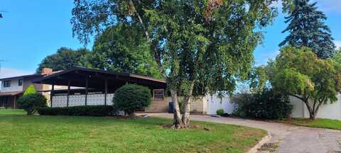 207 Lake Street, Hart, MI 49420