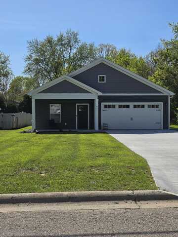 817 Moore Street, Davison, MI 48423