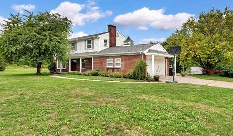 319 Greenridge Drive NW, Grand Rapids, MI 49544