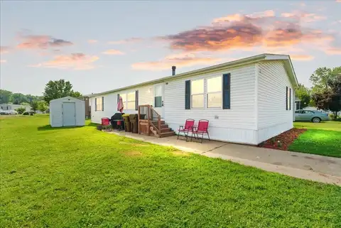 944 Tyler Drive, Eaton Rapids, MI 48827