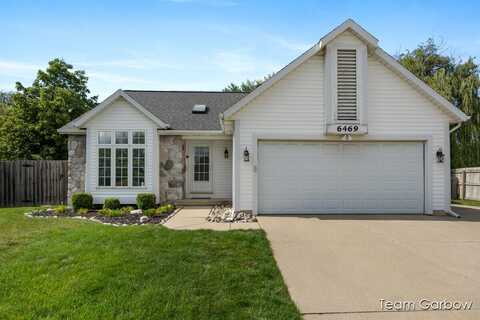 6469 Edgeknoll Court SE, Kentwood, MI 49508