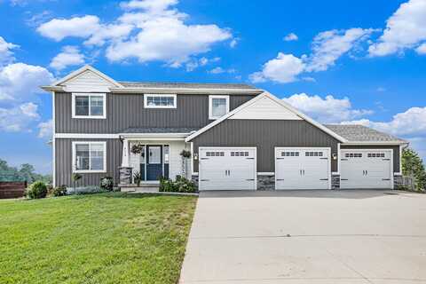4666 Eagle Dr, Caledonia, MI 49316