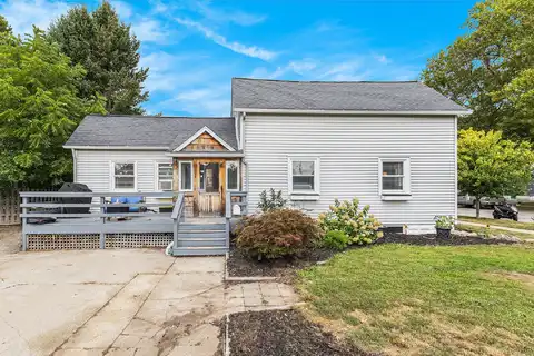101 S Ferry Street, Grand Haven, MI 49417