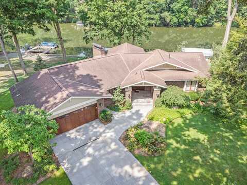 2495 Cascade Springs Drive SE, Grand Rapids, MI 49546