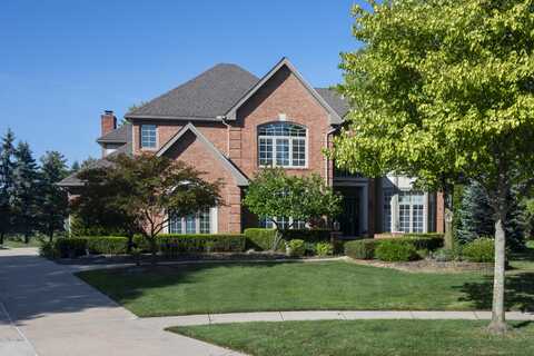 4712 Rambling Court, Troy, MI 48098