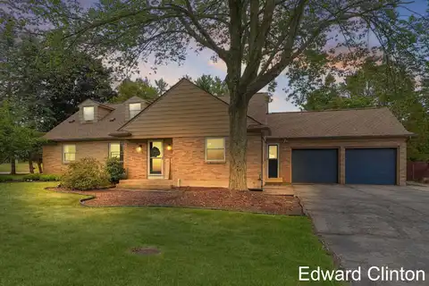 2024 7th Street NW, Grand Rapids, MI 49504
