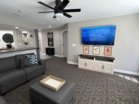200 Meadow Ridge Lane, Branson, MO 65616