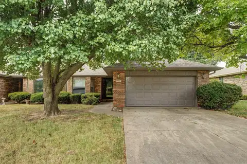 3475 S Welwood Avenue, Springfield, MO 65804